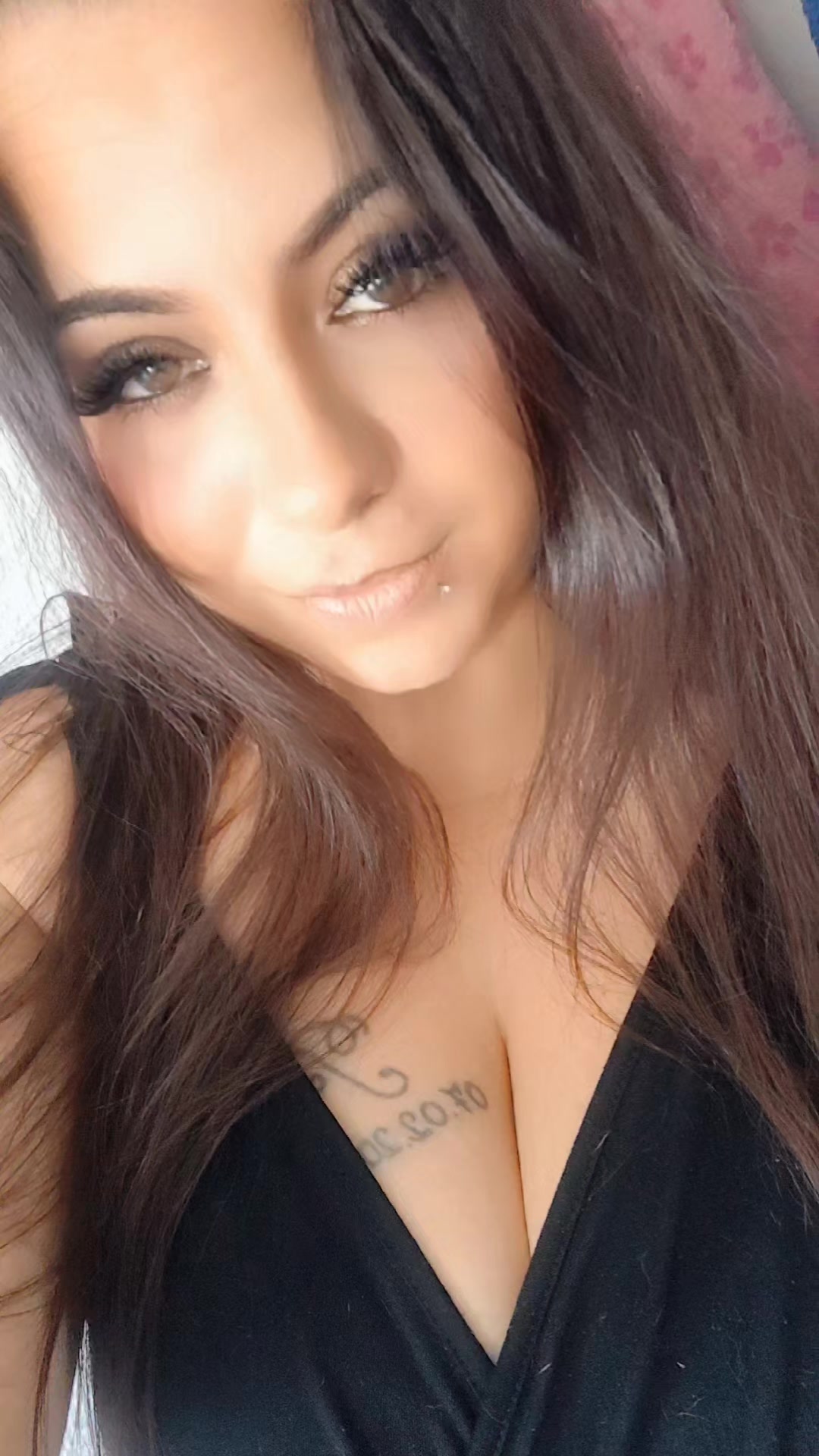 @bellaleiin