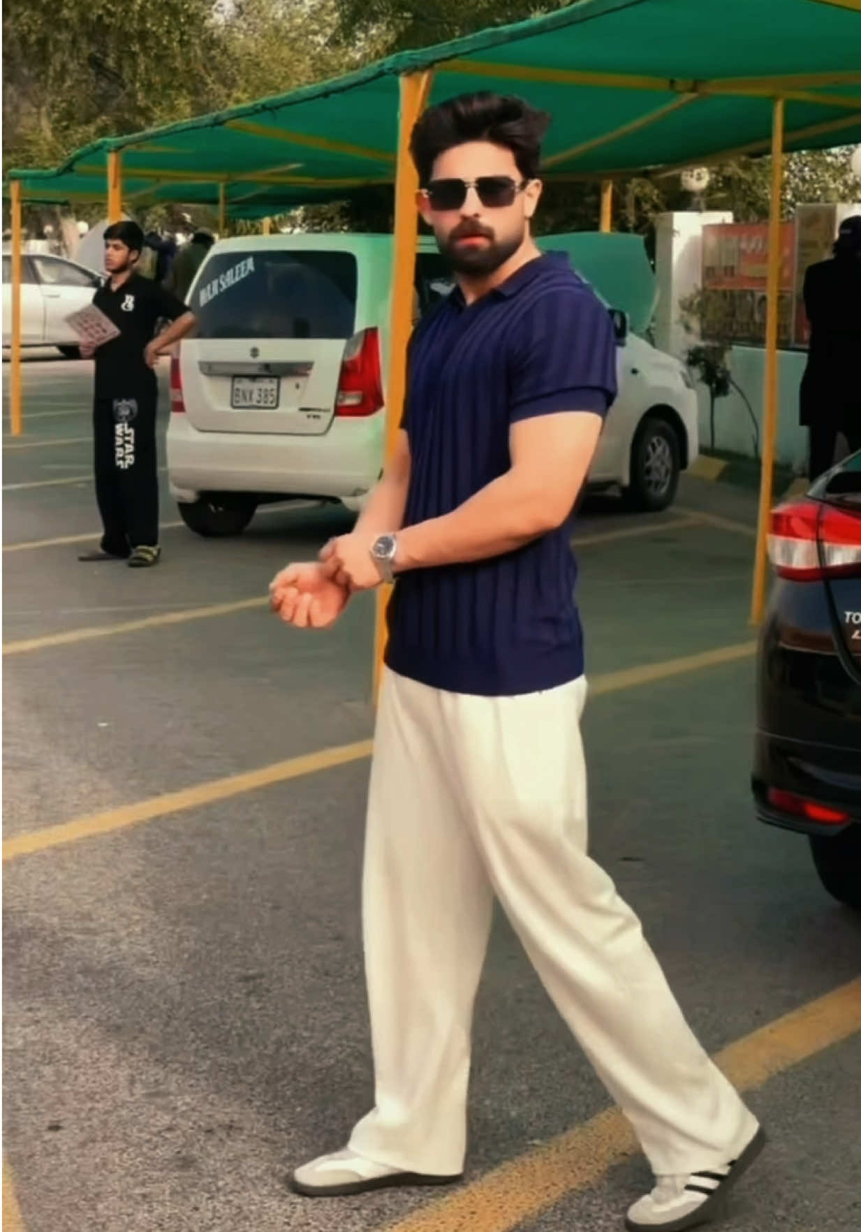 @Malik AB