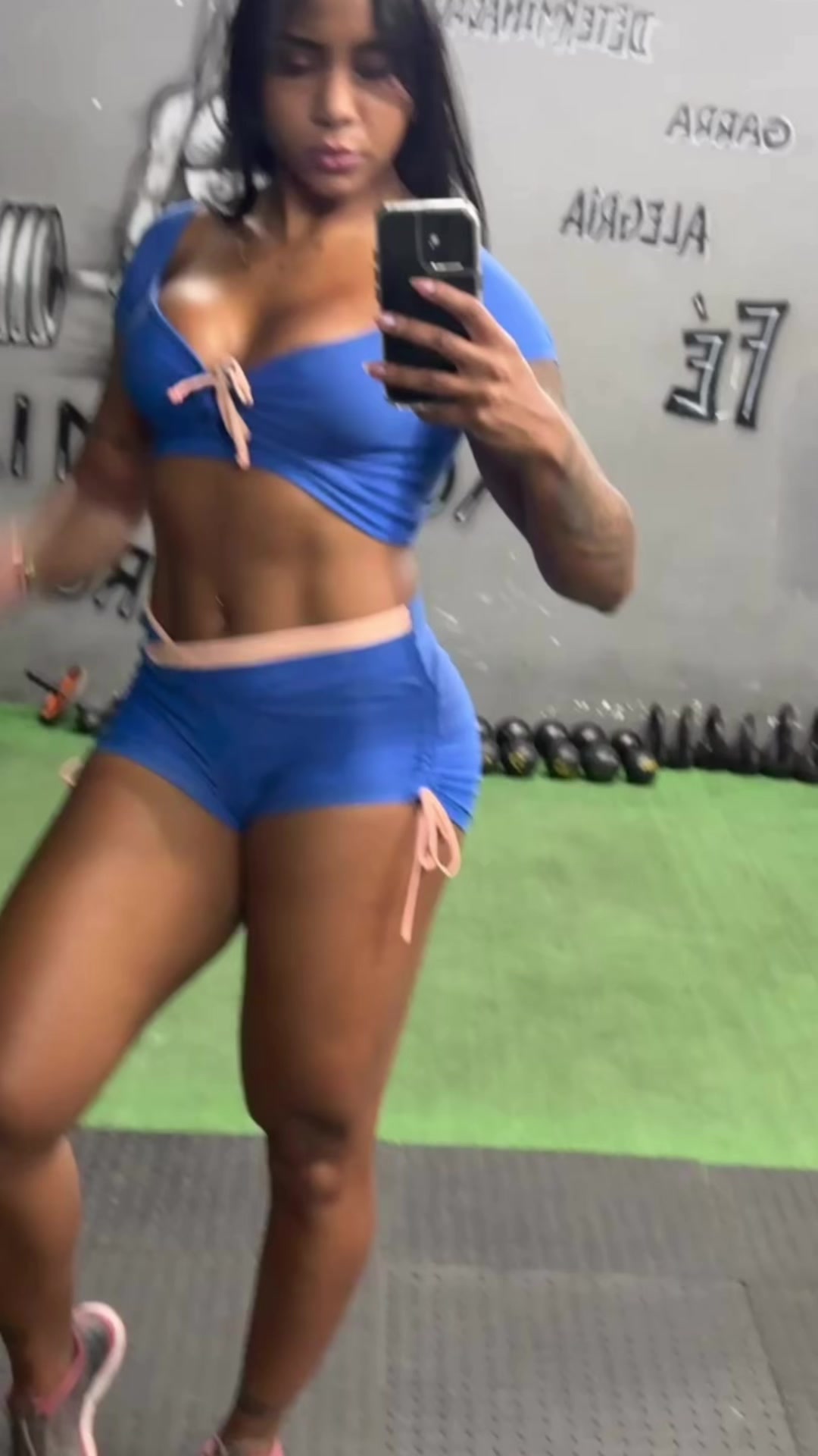 @Dhara Oliveira