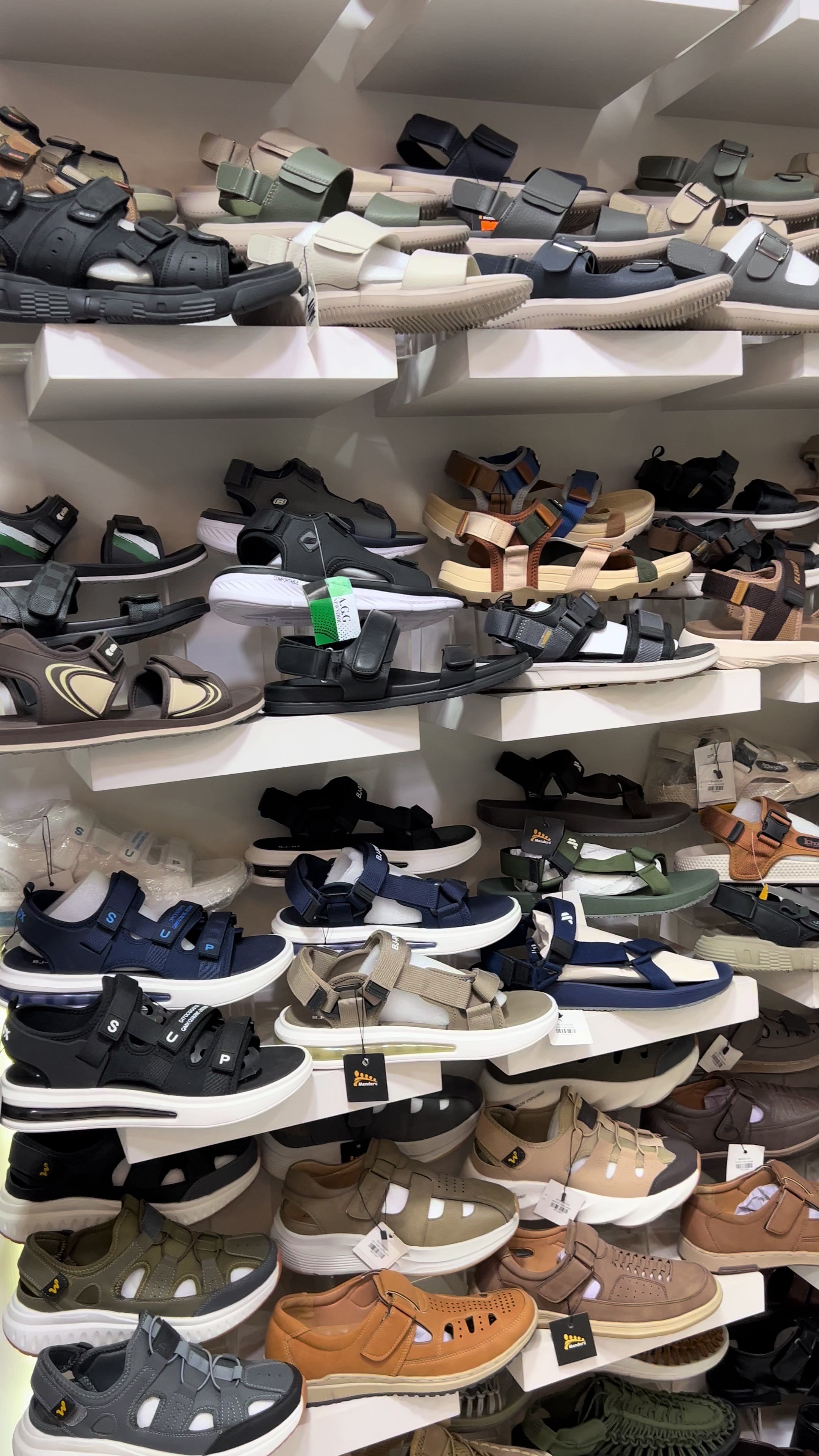@Footwear Menders