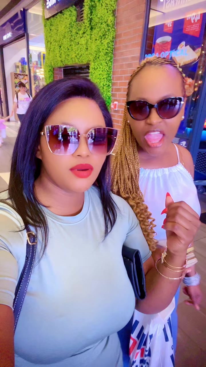 @Anne Mchunu🇿🇦
