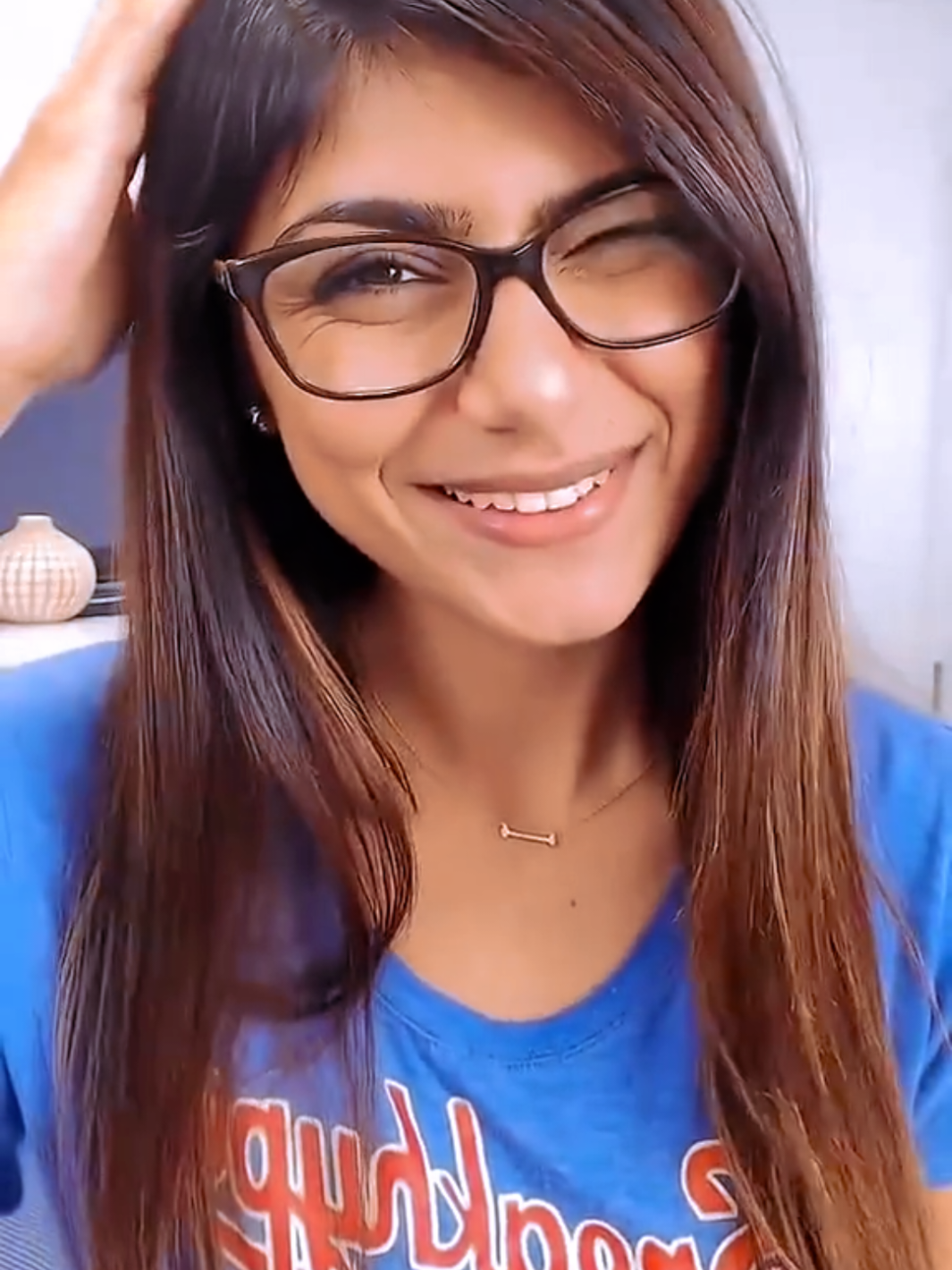 @Mia Khalifa
