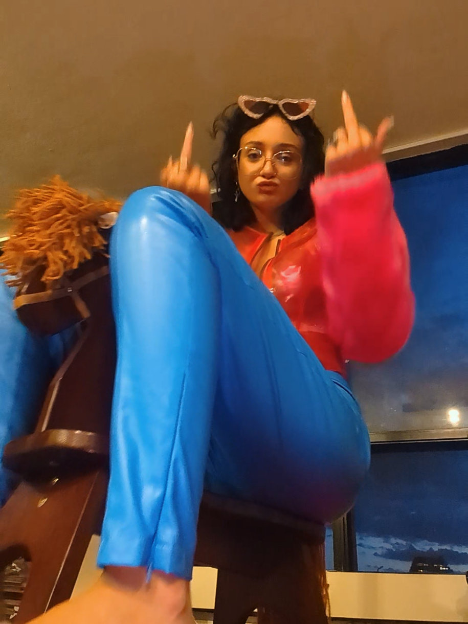 @saint_decadence