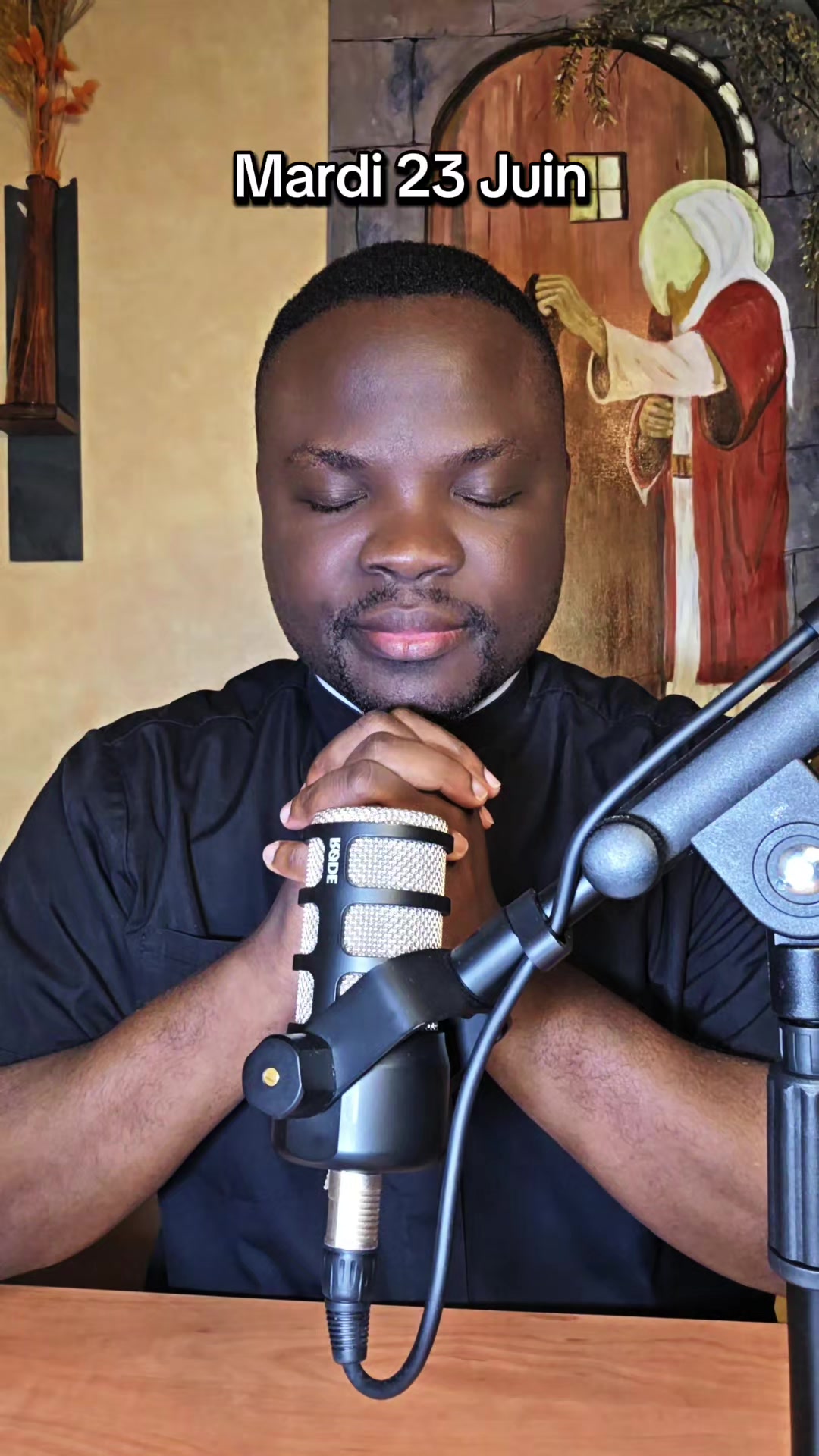 @Padre Pr&eacute;cieux 🇨🇵🇻🇦