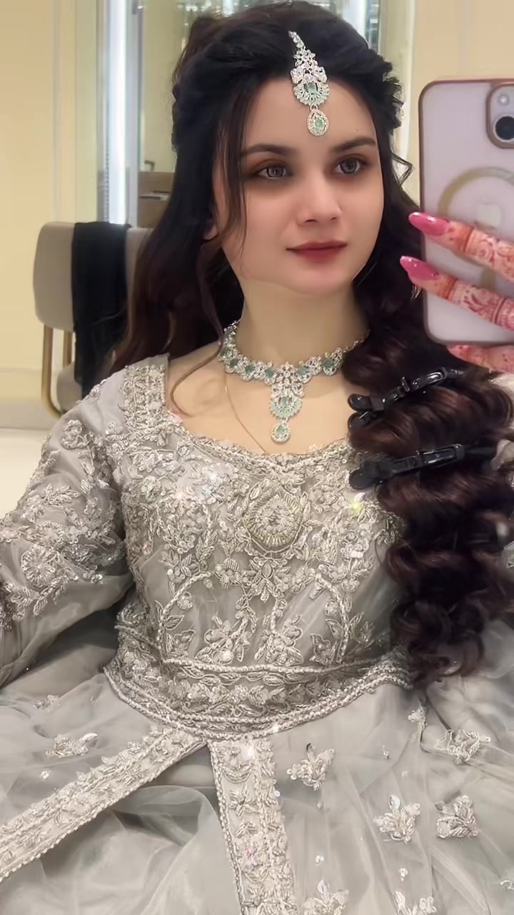 @Emaan🕊️✨
