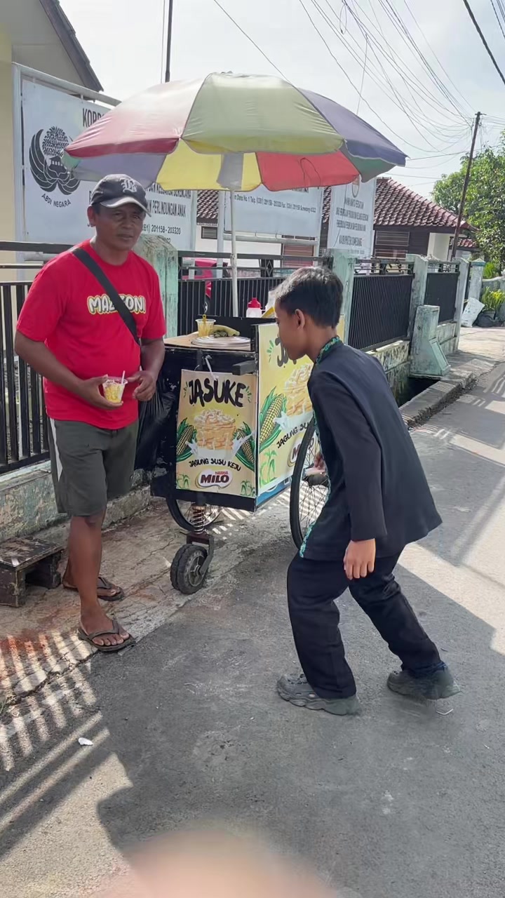 @Pencinta_SEGALANYA 🗿