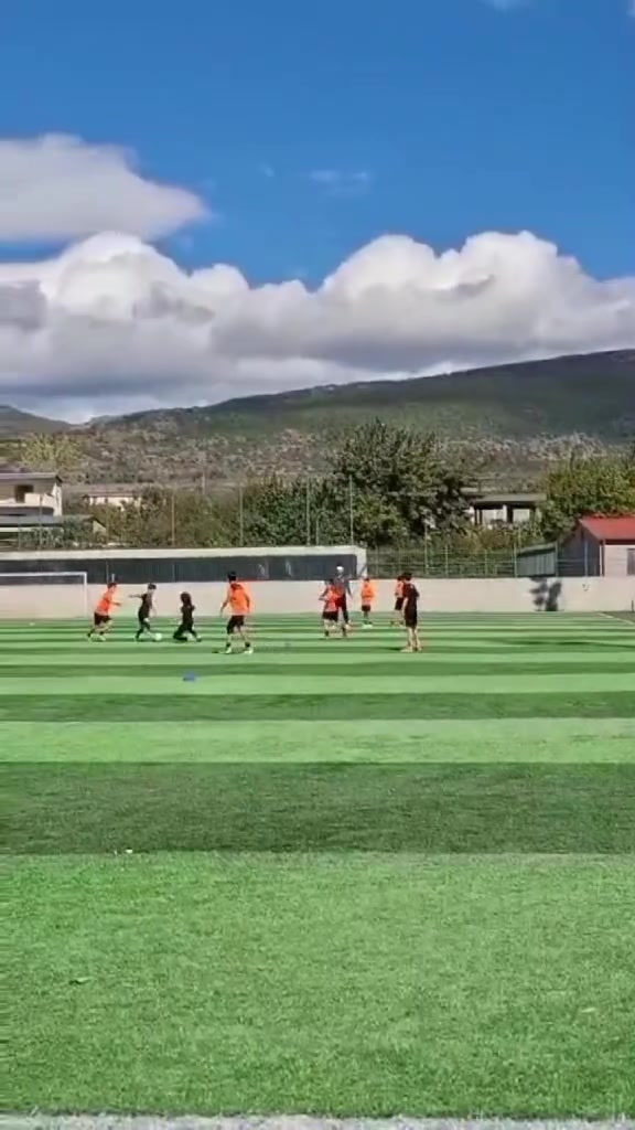 @B.✝️⚽