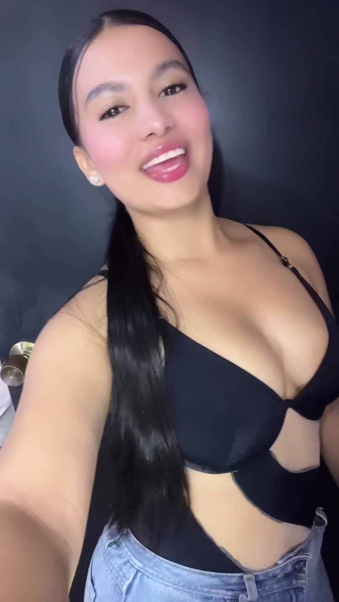 @𝒜𝓃𝒿𝑜𝓁𝓎