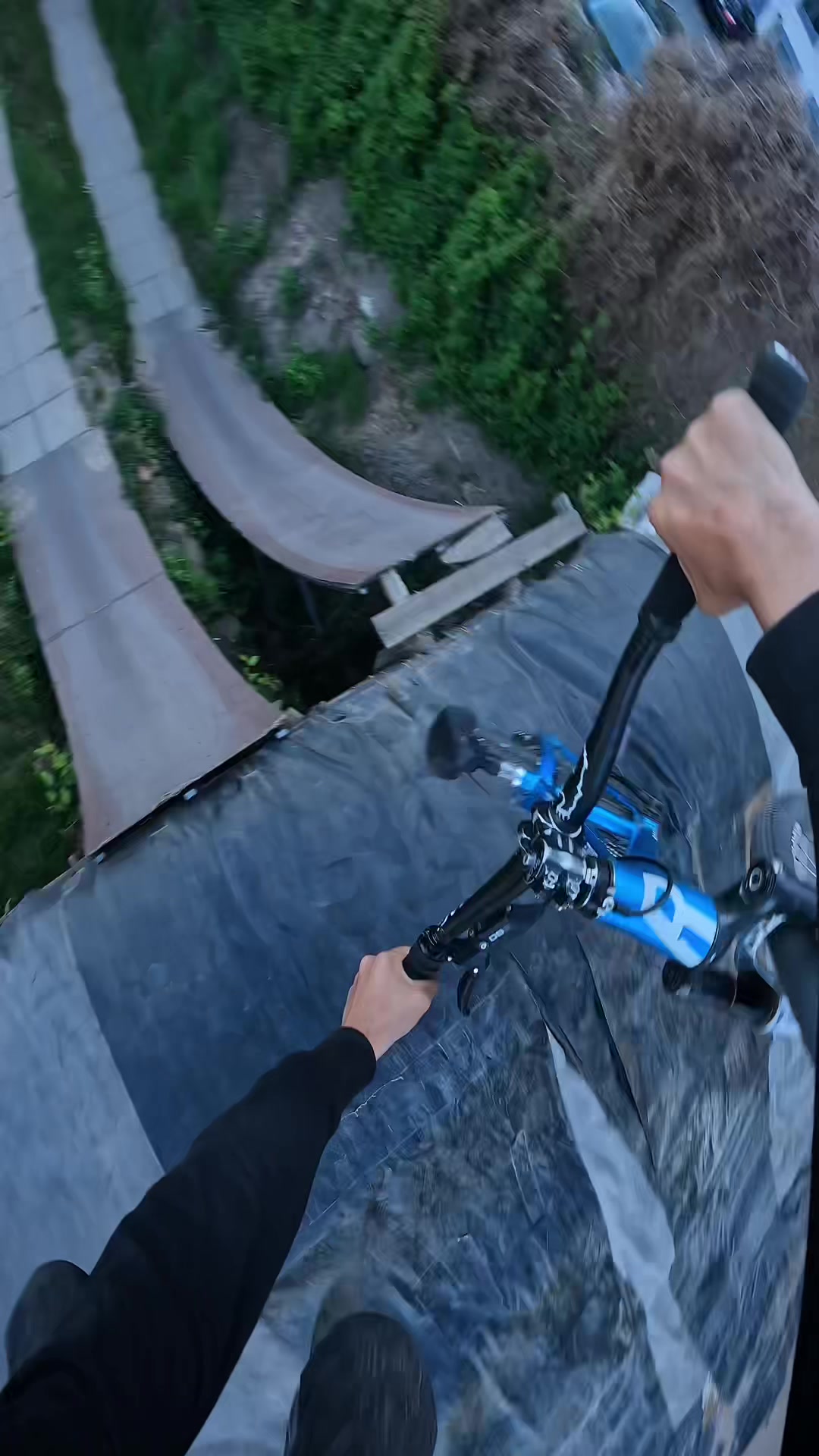 @Johnnyschmidt_mtb