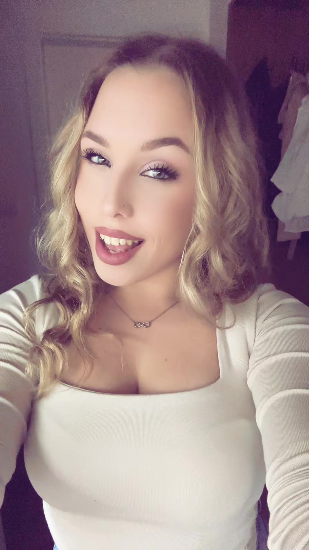 @💋