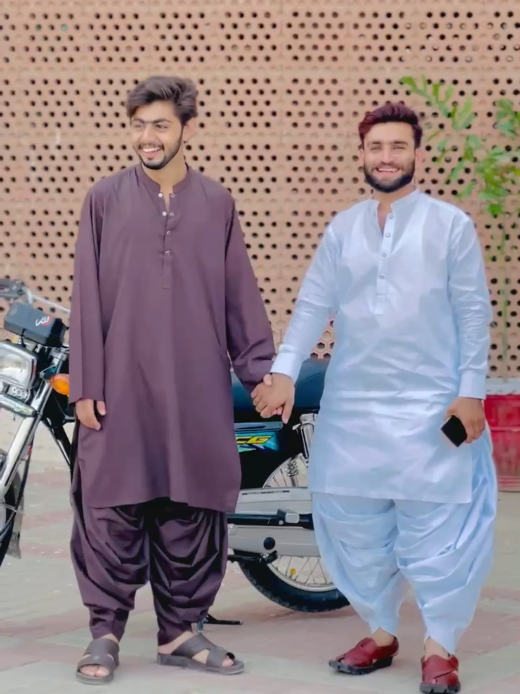 @👑Nawab Latif👑