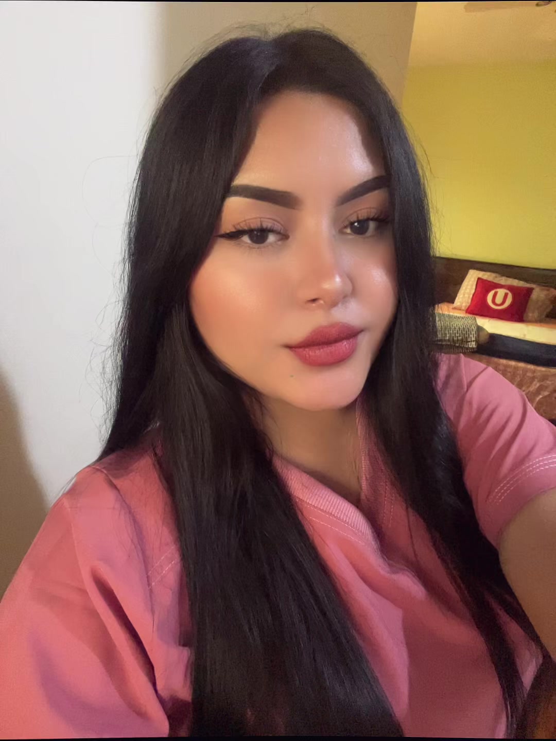 @️Kiara Lara