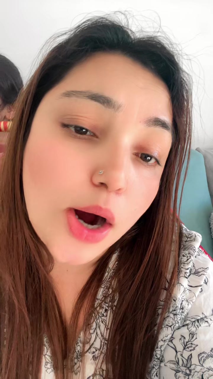 @Reeta Bhandari😊😘