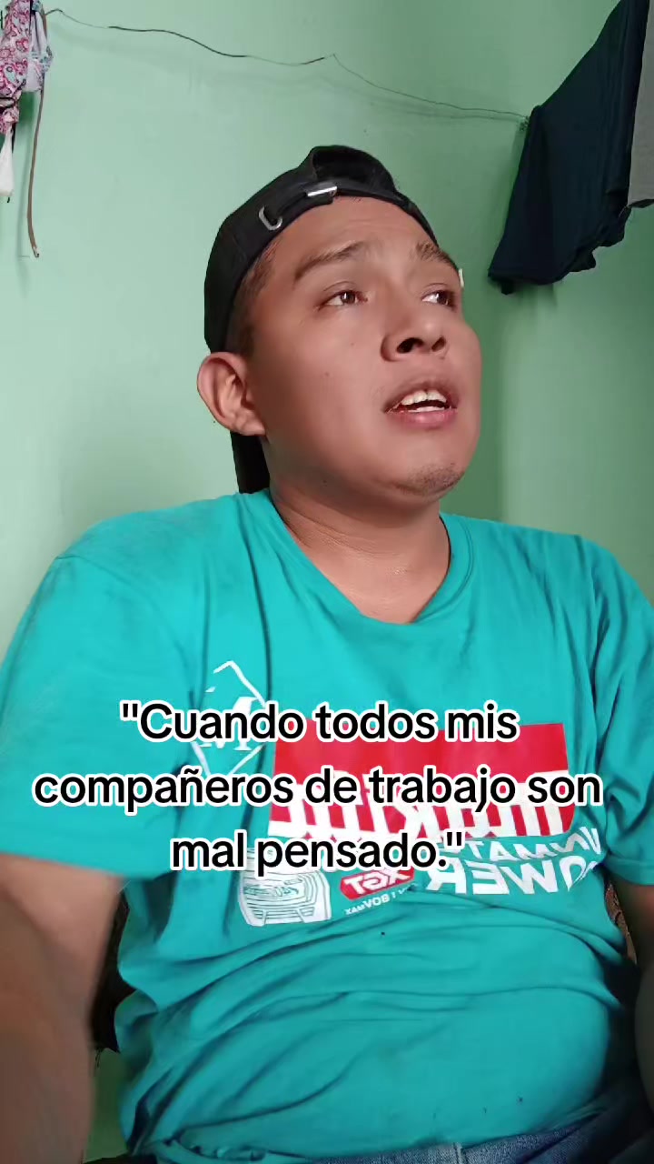 @Un Joven So&ntilde;ador Sv