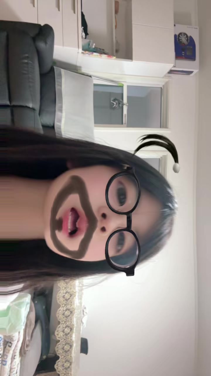 @しおん
