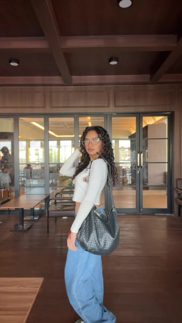 @Nadya 🌺