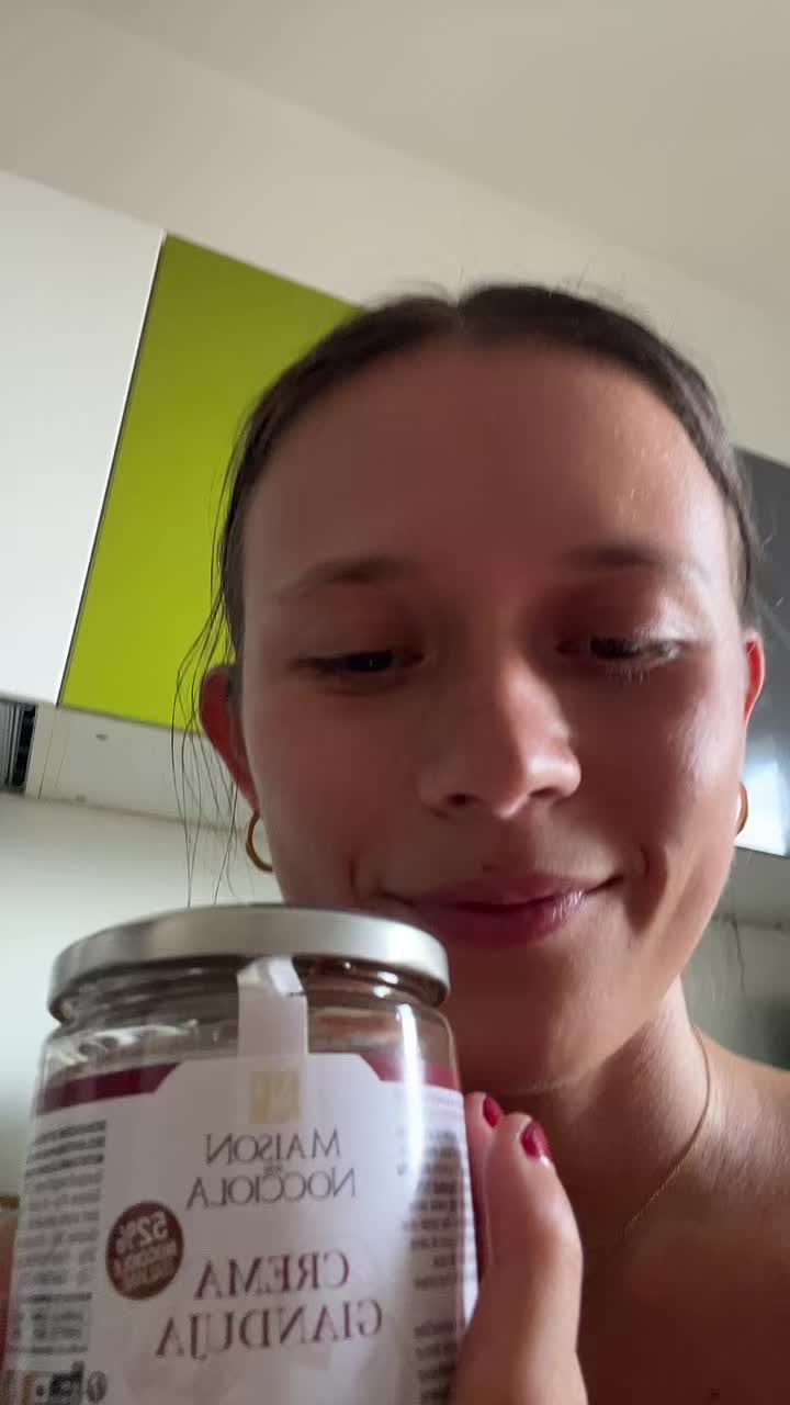 @annareesc