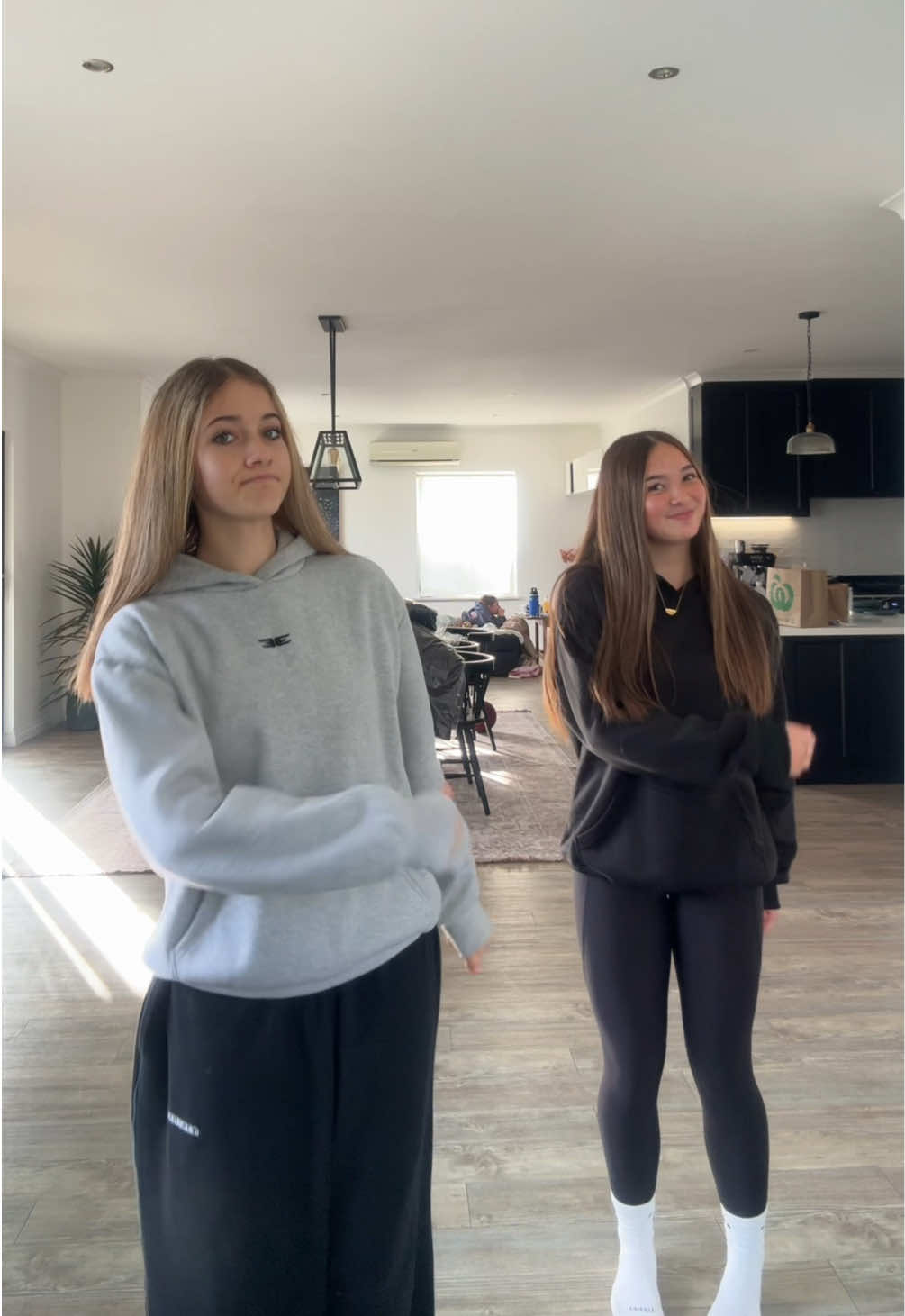 @𝙰𝙽𝙽𝙸𝙴