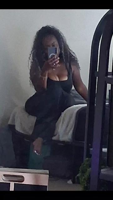 @Neishahamilton