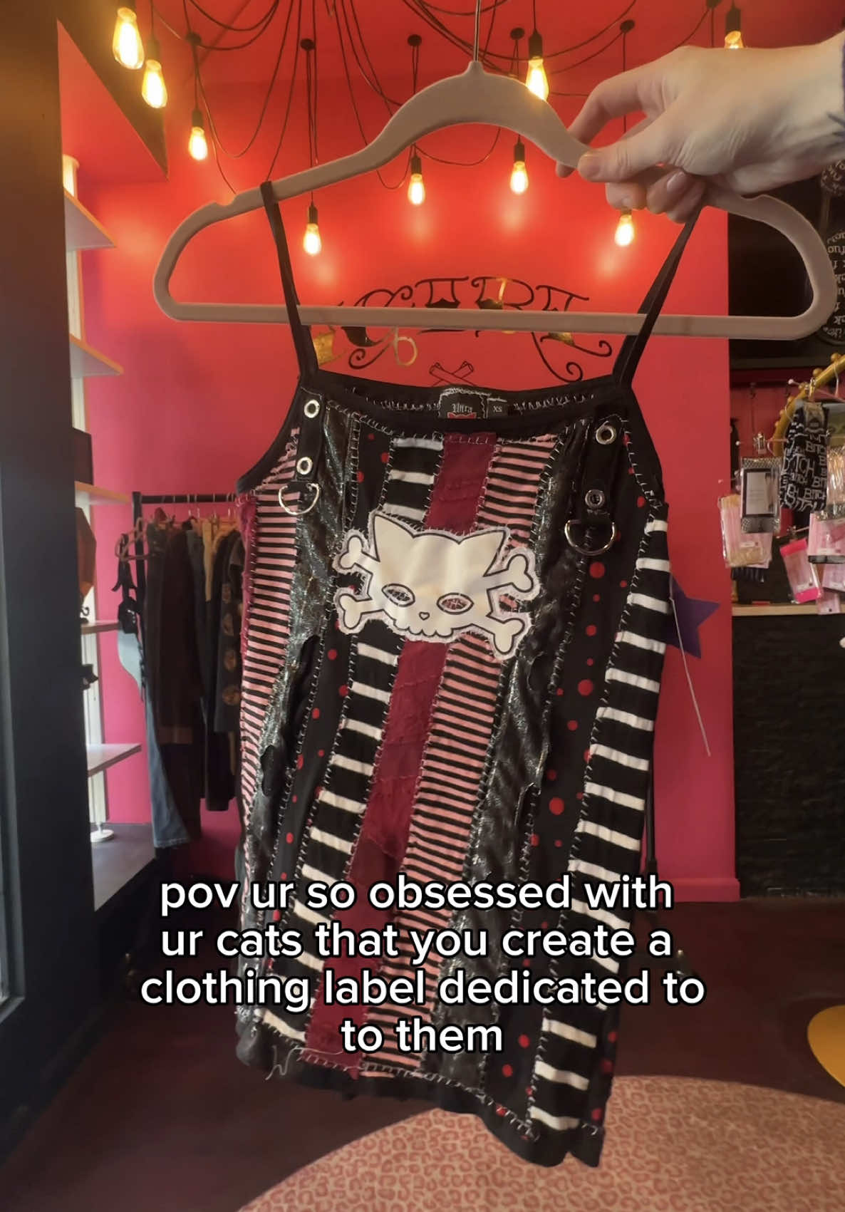 @emily โ