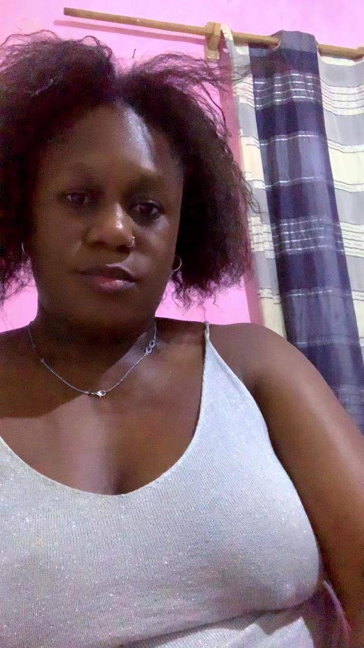 @Carine Ngoyi