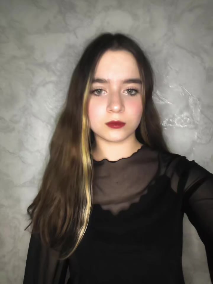 @𝐊𝐬𝐮𝐧.𝐜𝐡𝐢𝐤🖤