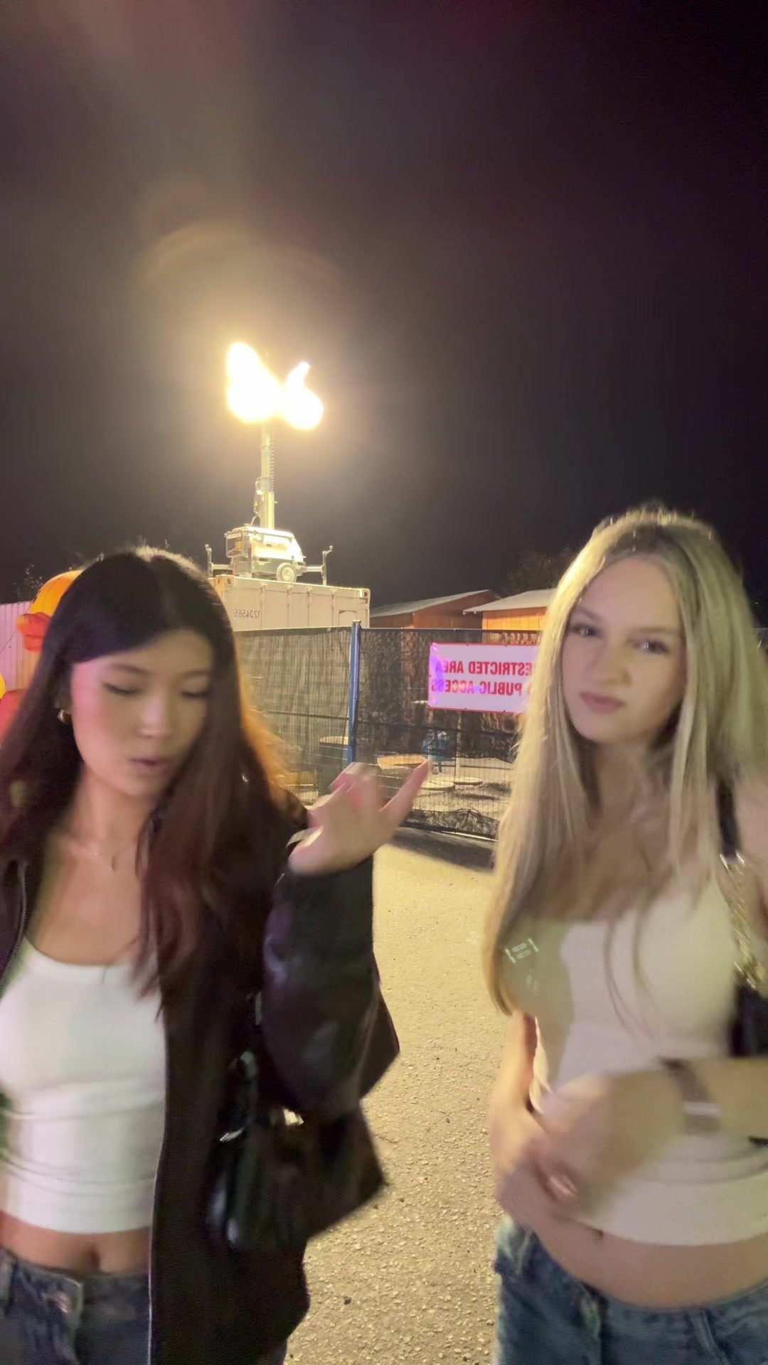@evelyn ๐