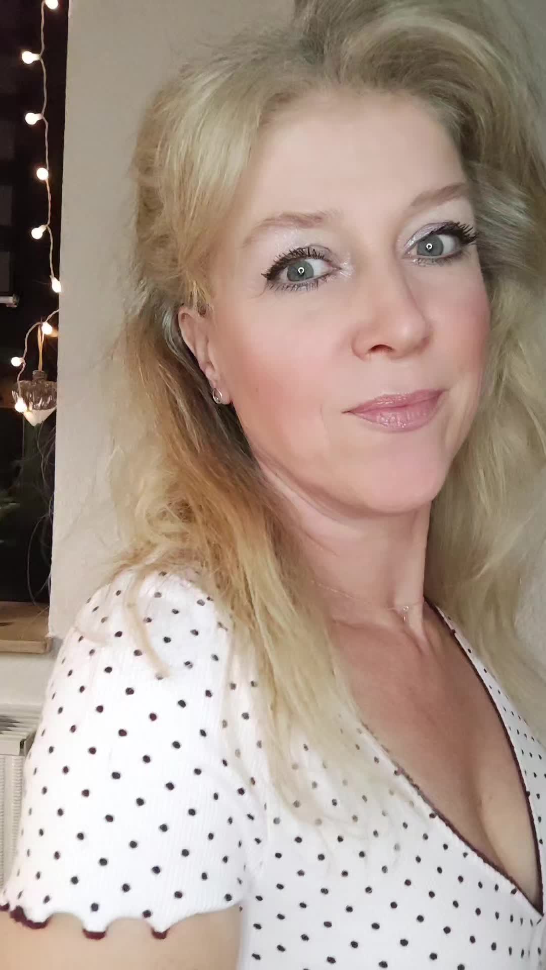 @MEL🌹