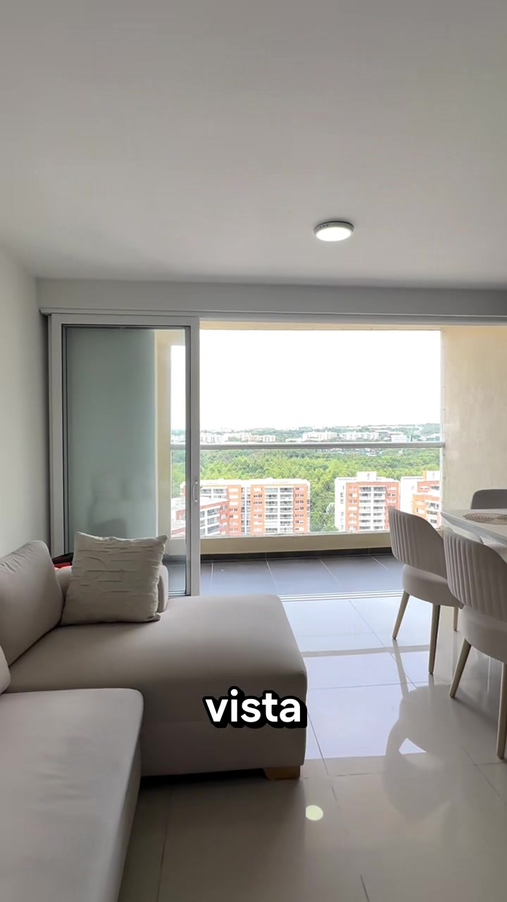 @Carlos D&aacute;vila bienes ra&iacute;ces