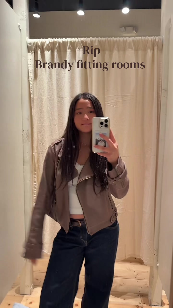 @ellabobella