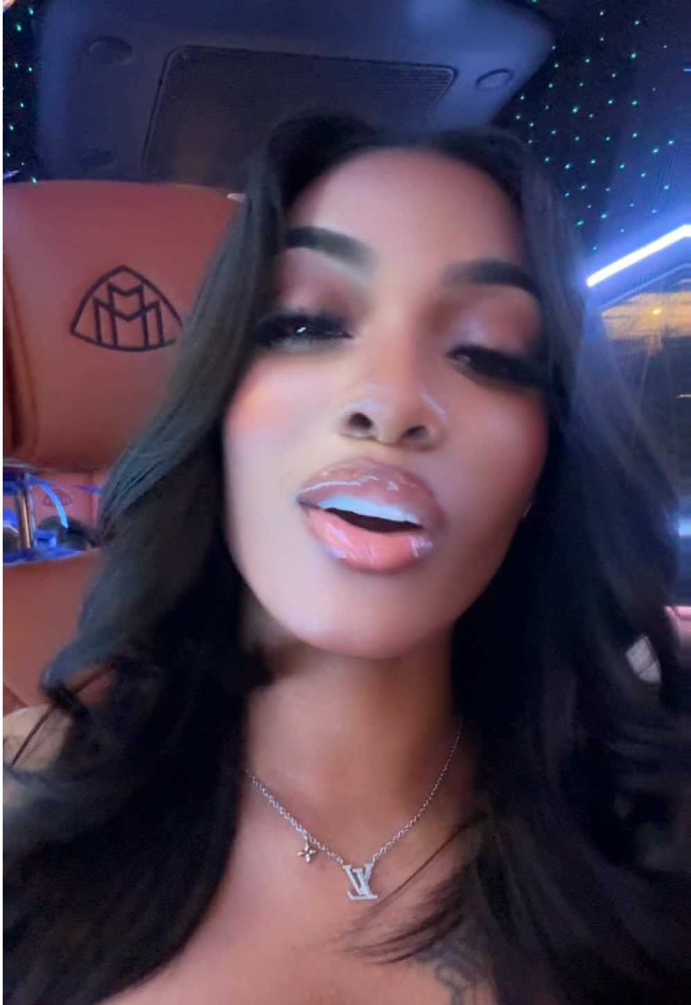 @JoviannaB