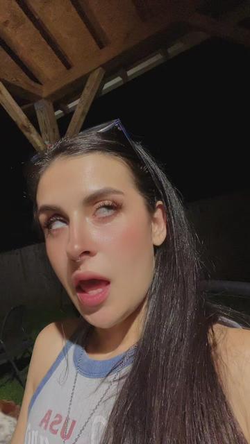 @Mik✨
