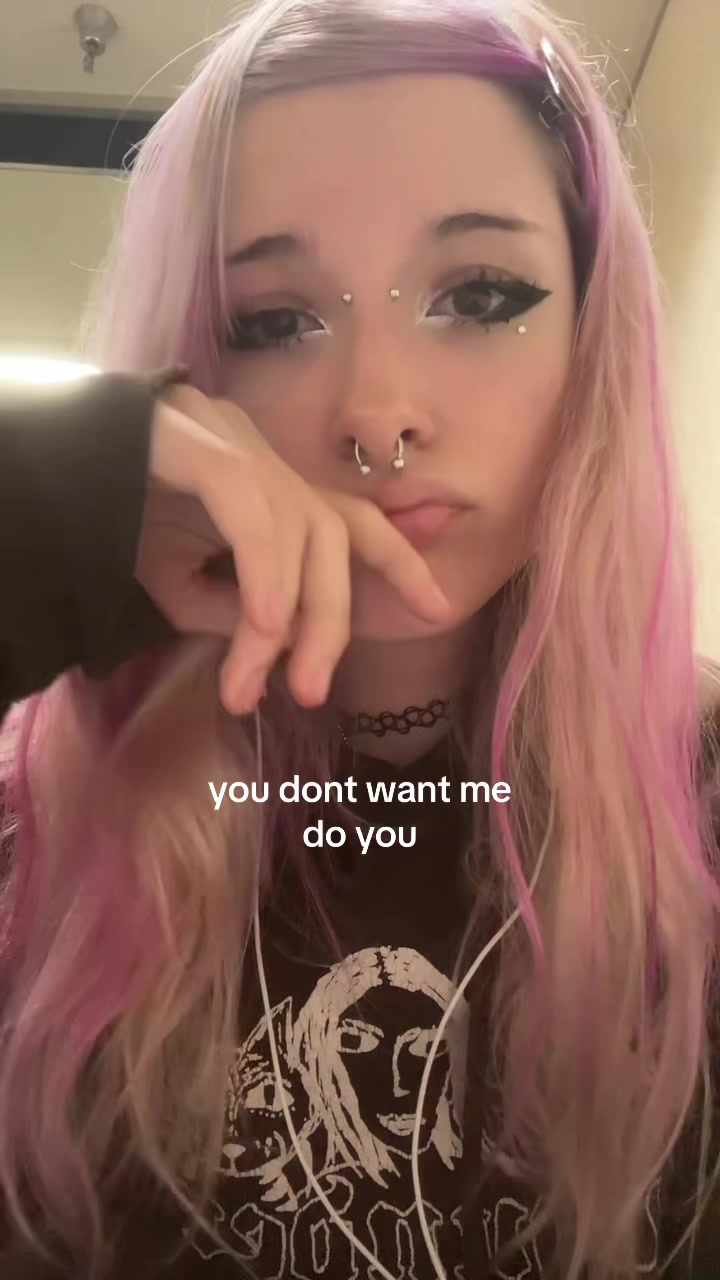 @🦄Rory🪩