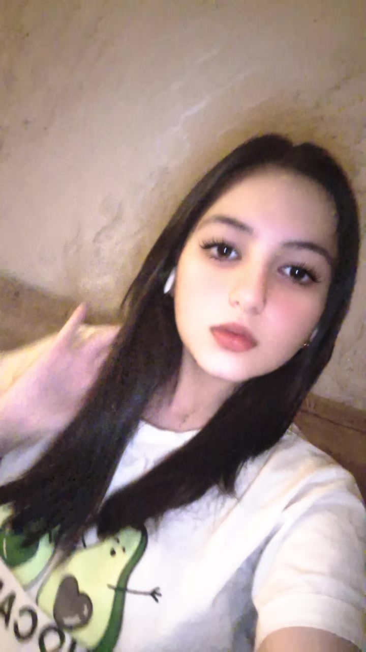 @tabasommalekpoor
