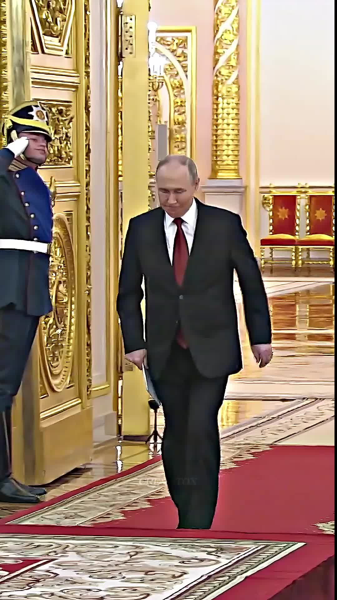 @𝐂𝐑𝐄𝐌𝐀𝐓𝐎𝐗