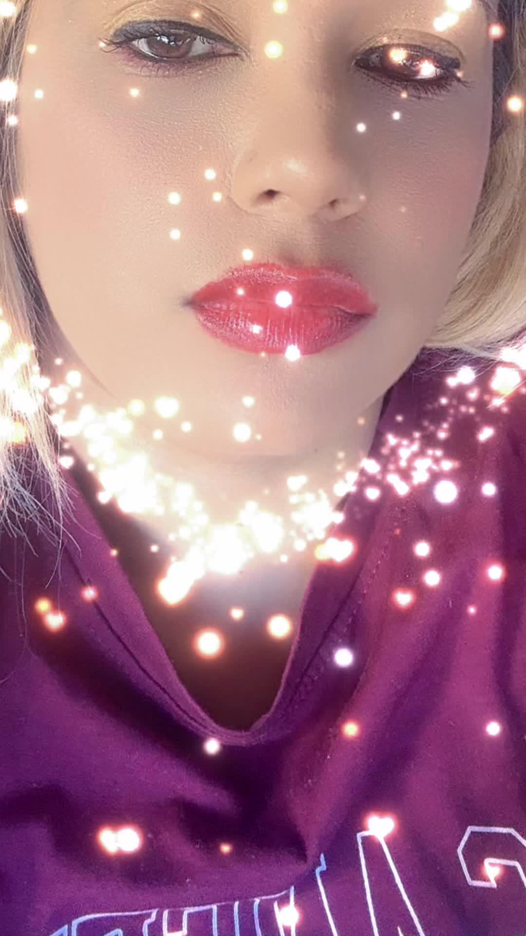 @⭐️lusciouslipz⭐️