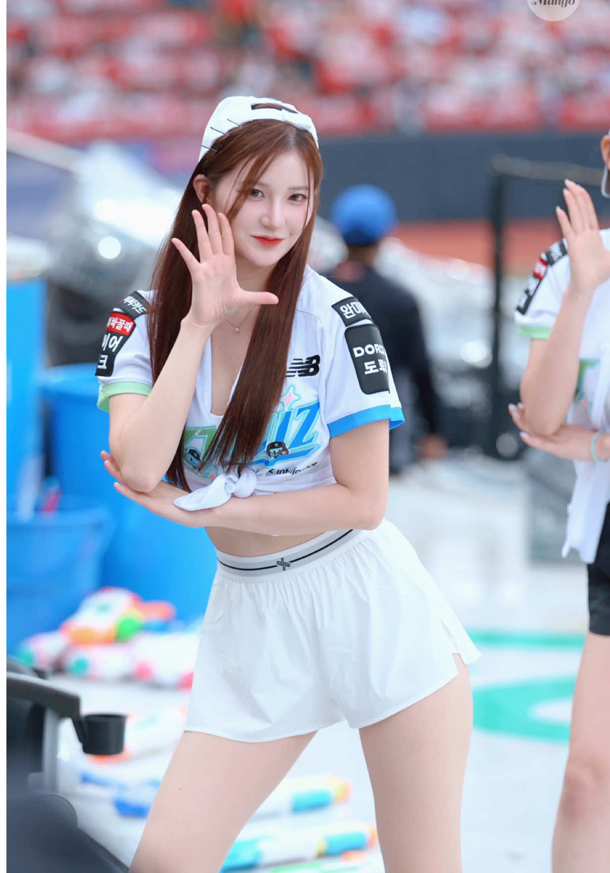 @sporty mango