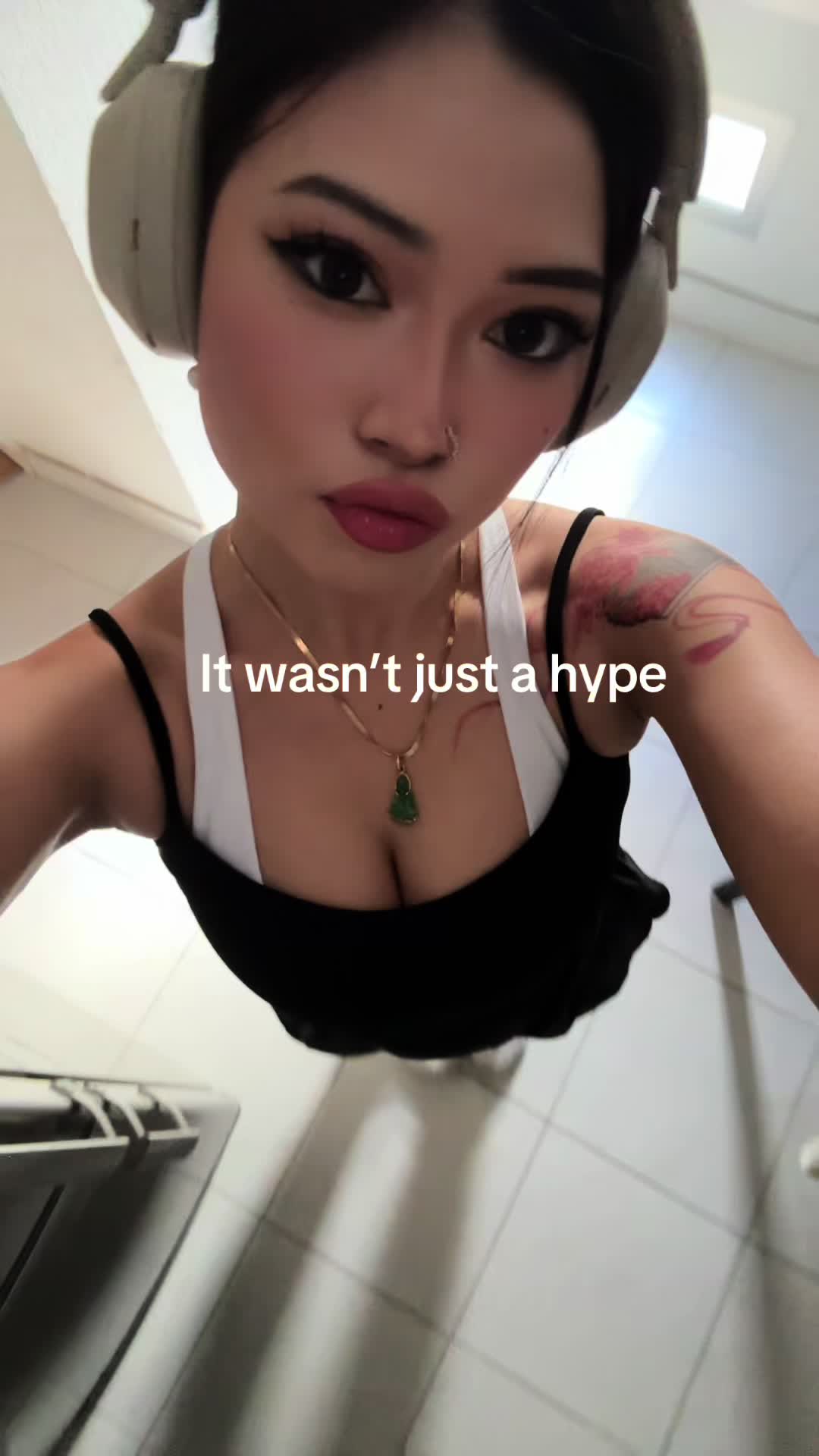 @蘭 𝙻𝚊𝚗 𝚅𝚢🪽