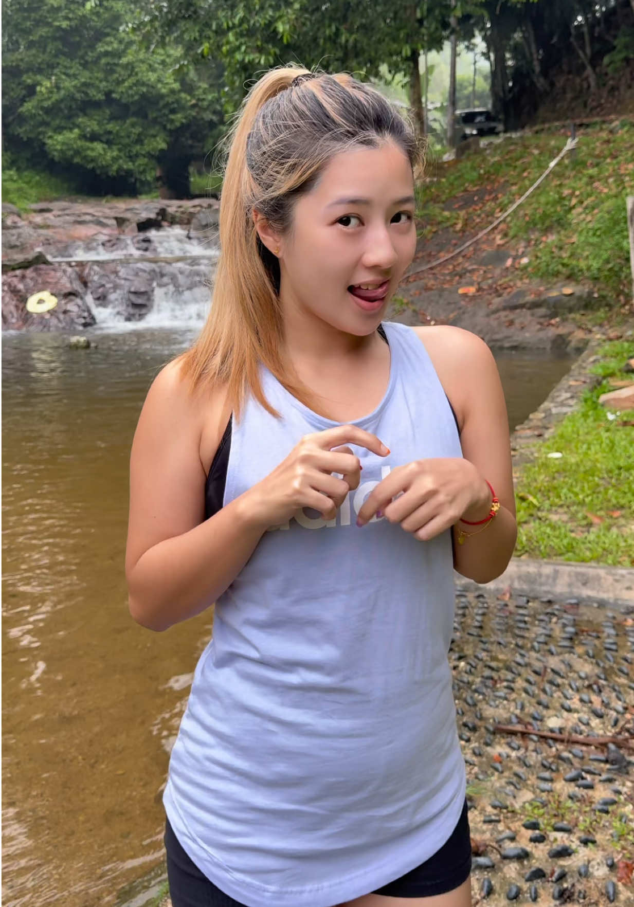 @不请自来UninvitedKOL