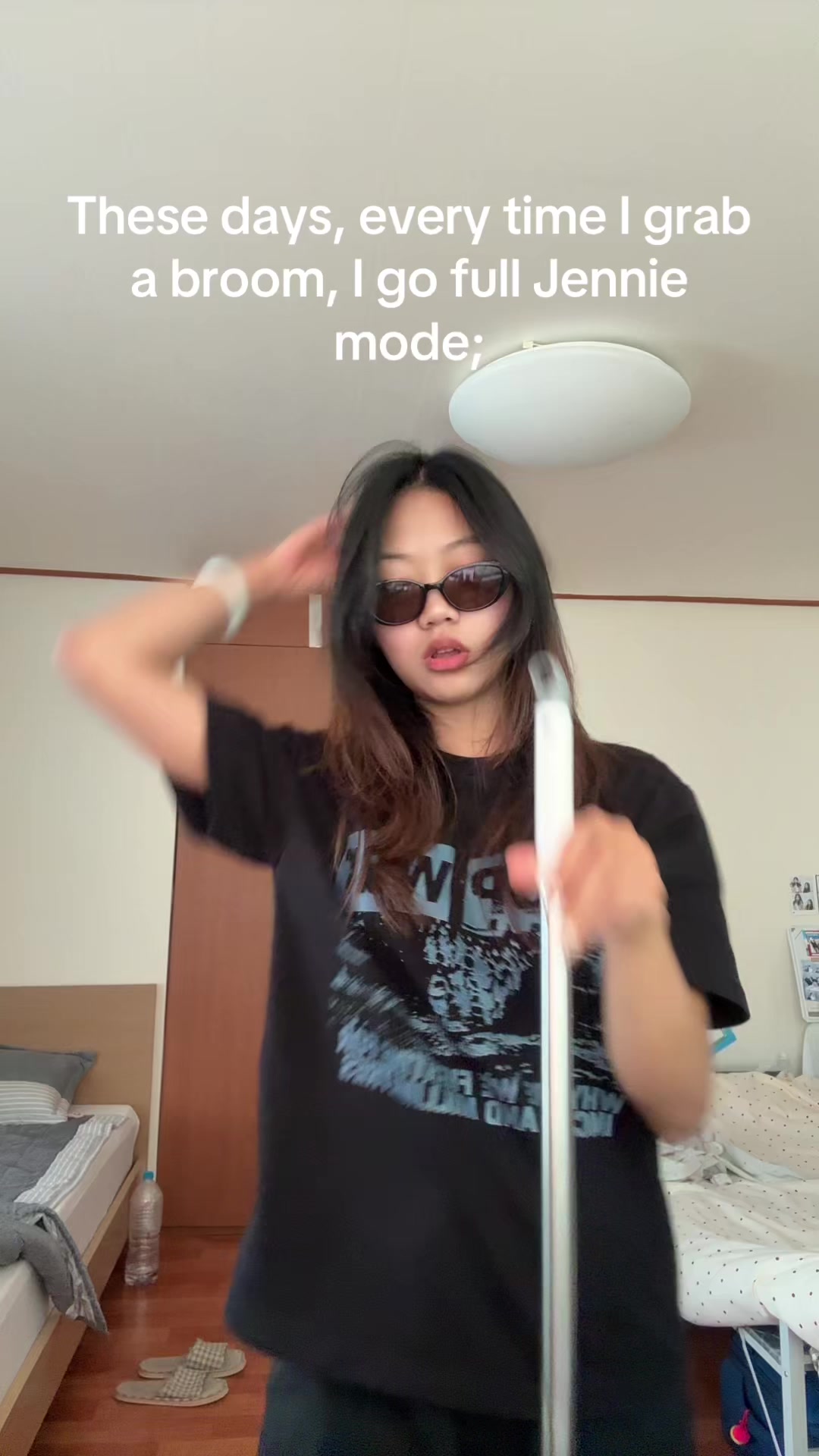 @Tria