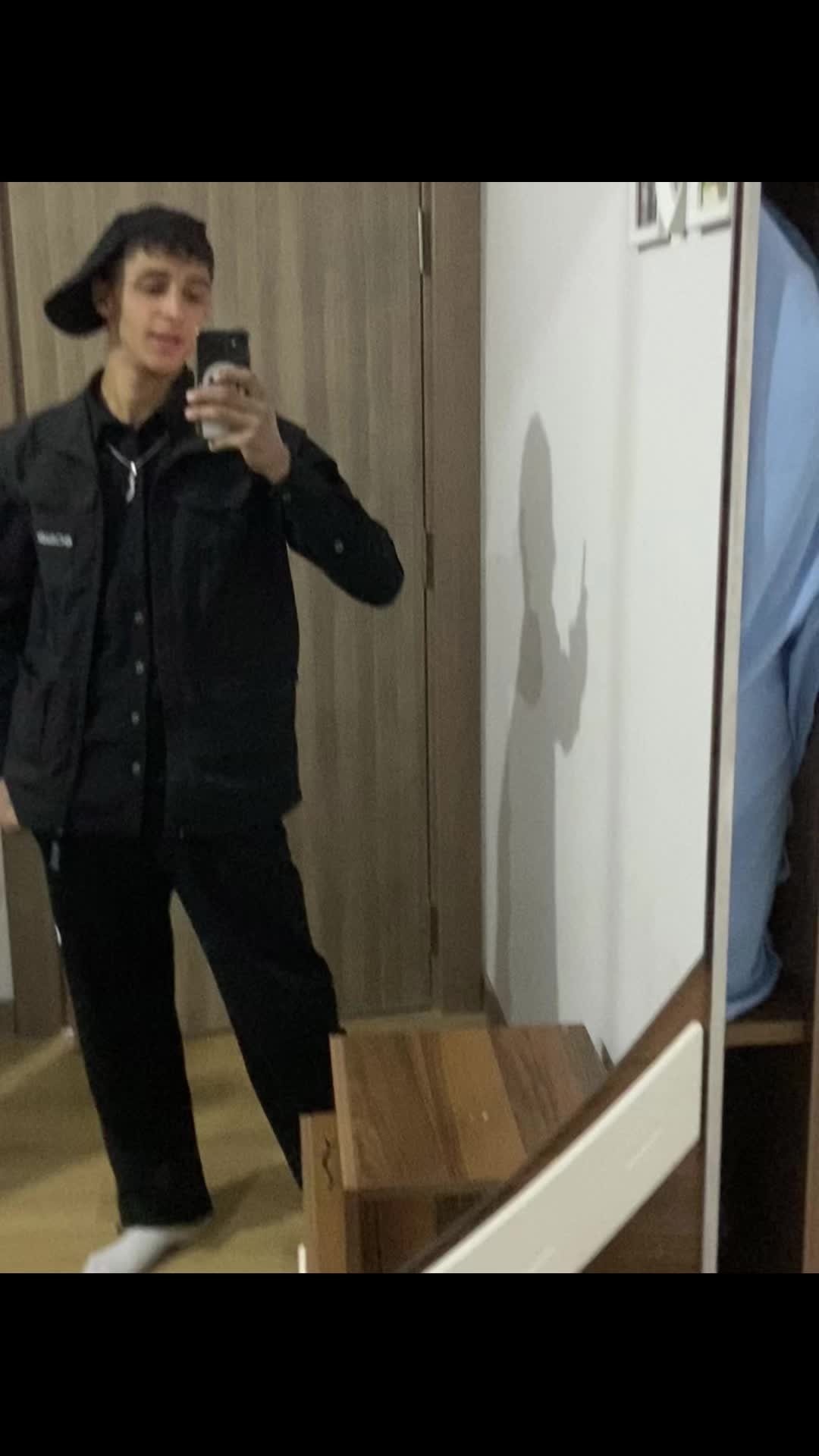 @𝒜𝓁𝓅ℯ𝓇ℯ𝓃 ℬ𝒶𝓎𝓇𝒶𝓂ℴℊ𝓁𝓊