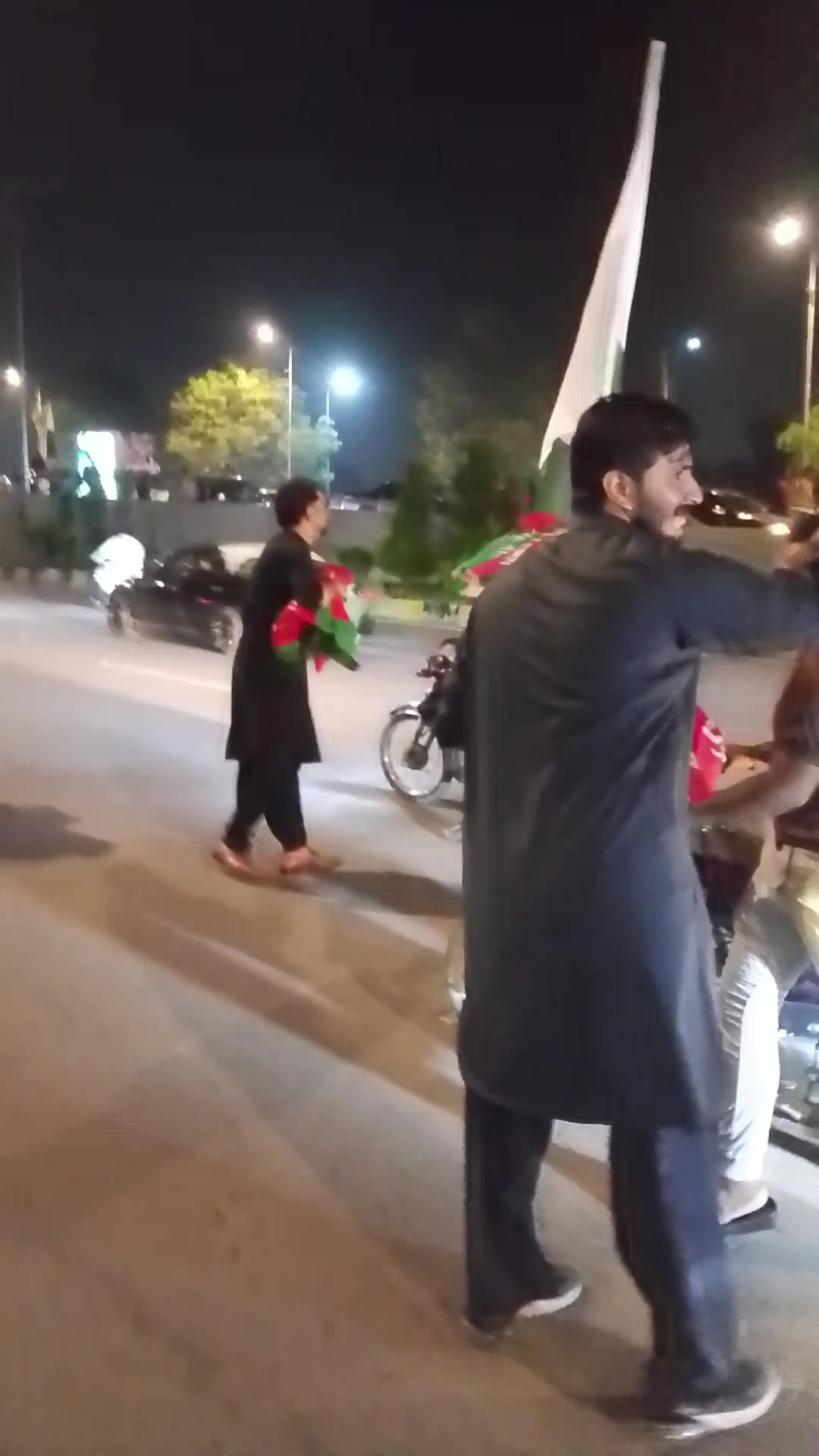 @Ahmad470_6