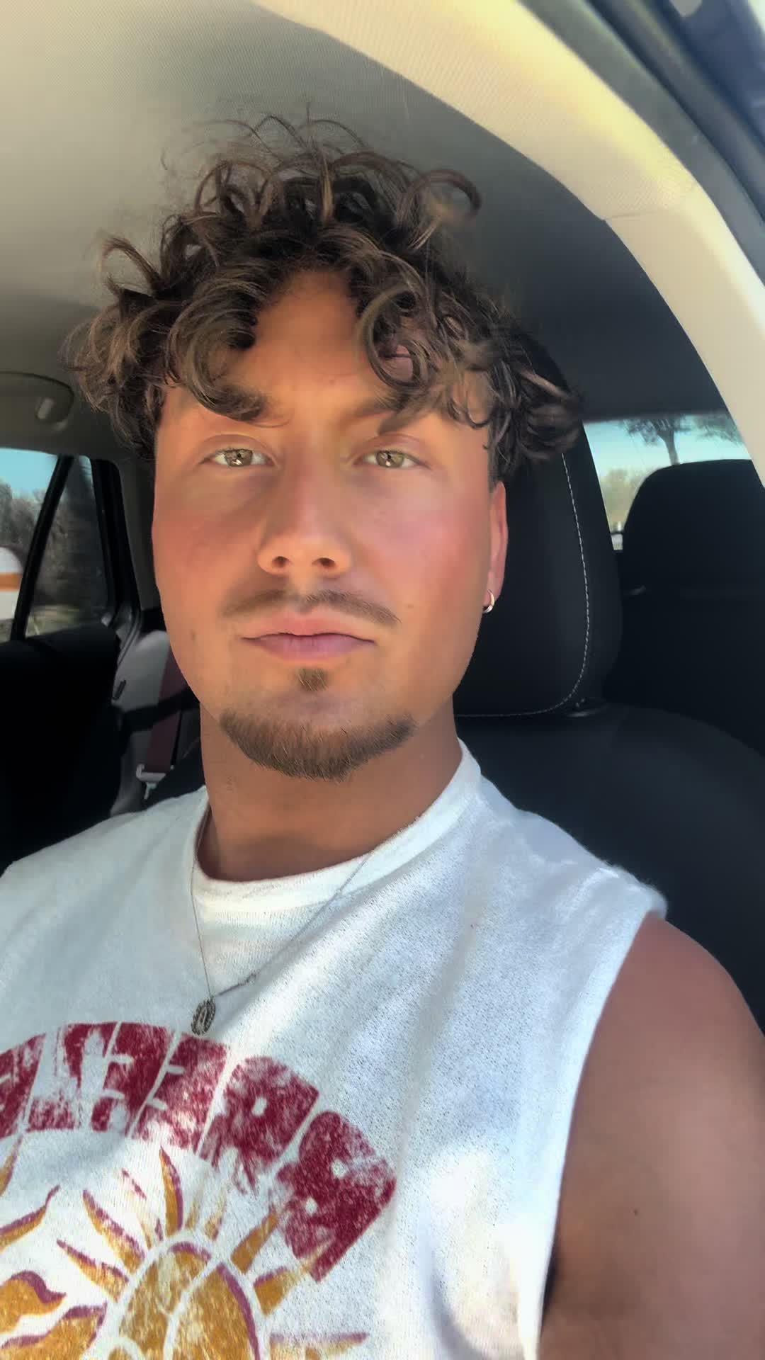 @B E N J I C A T
