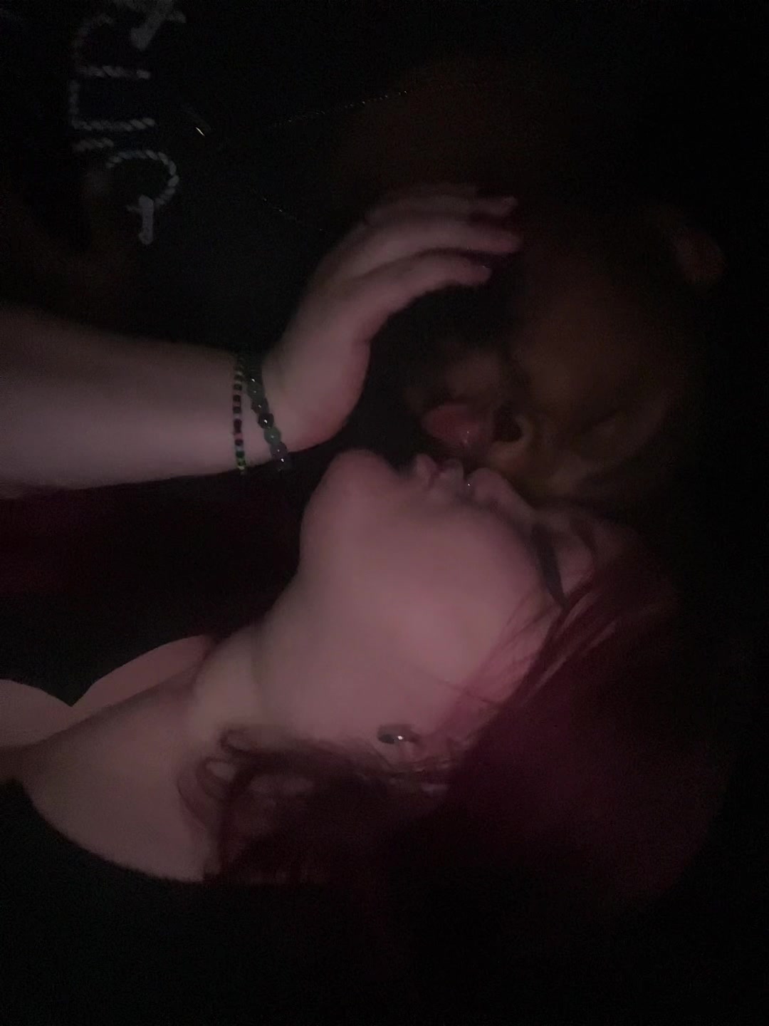 @julesss