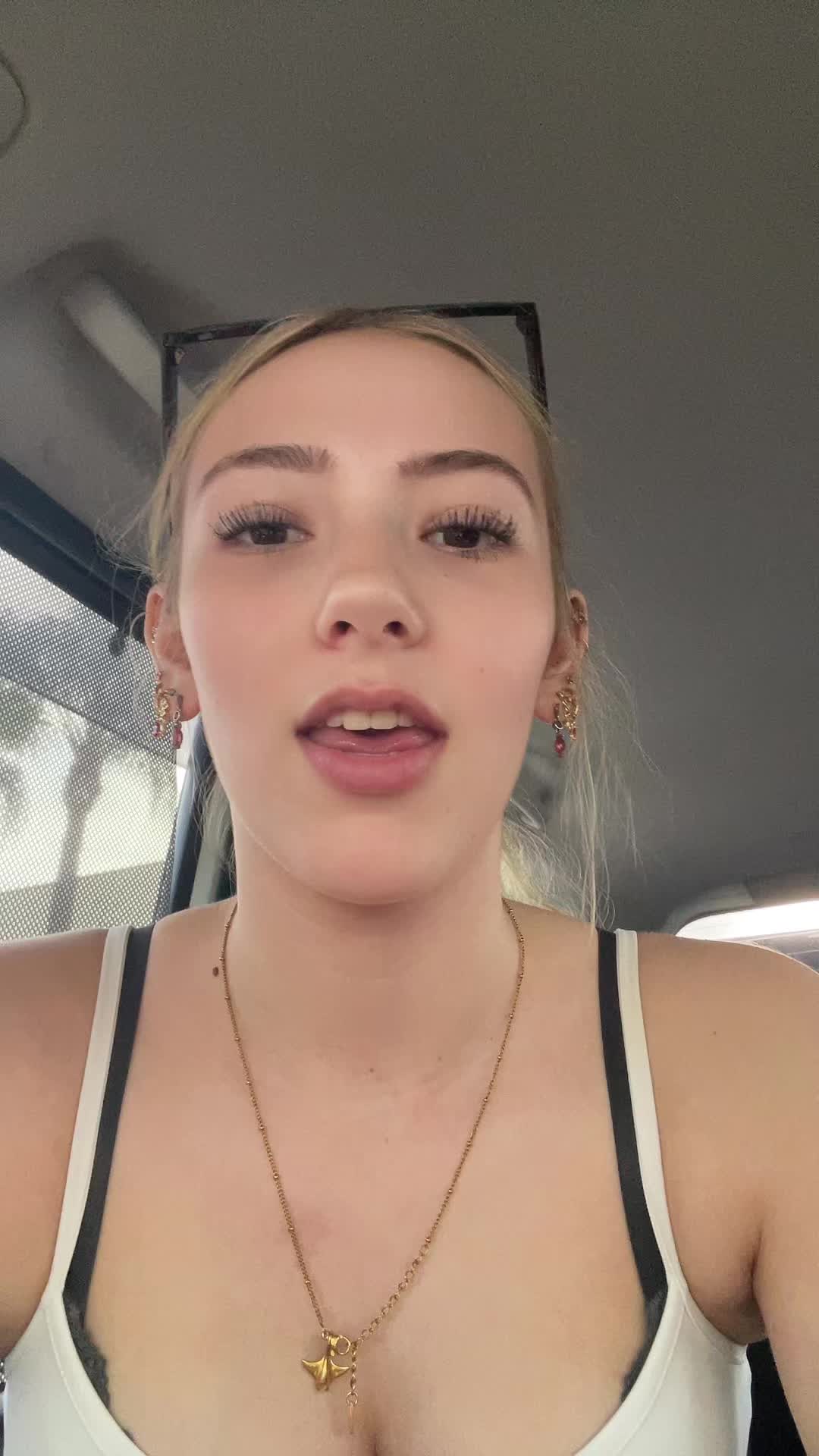 @𝕡𝕖𝕟𝕖𝕝𝕠𝕡𝕖