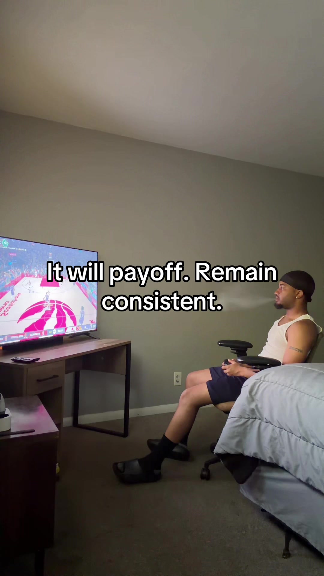 @zaylawrence_