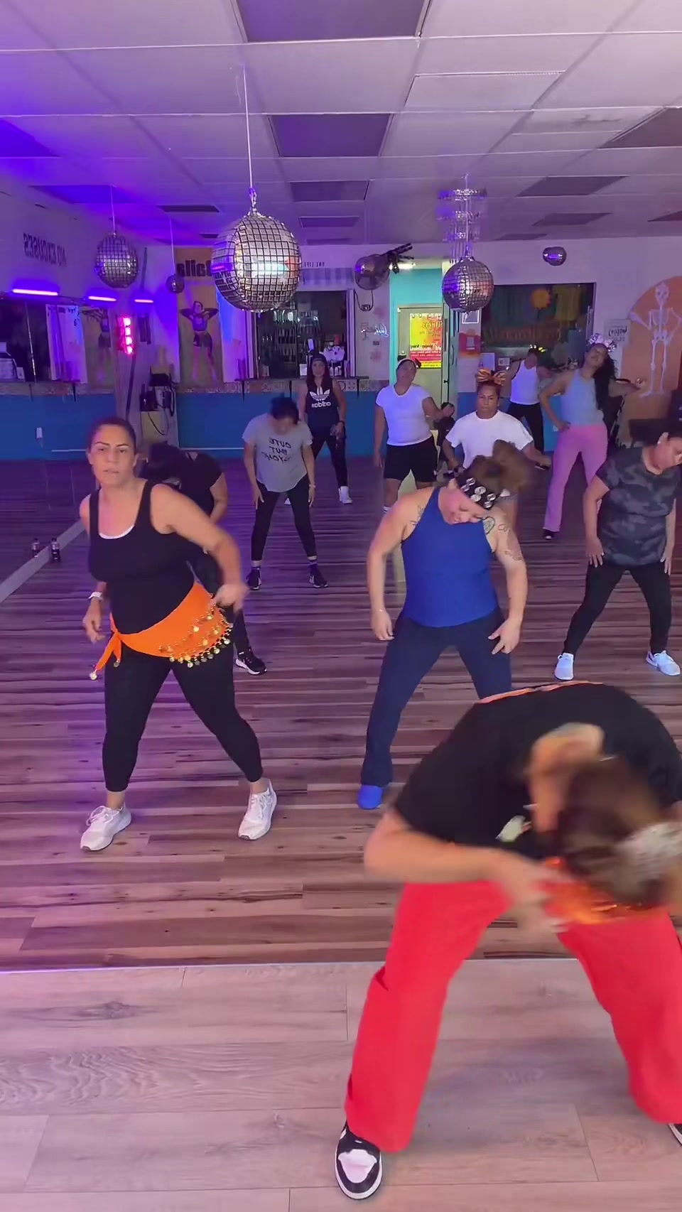 @Baila con Steph