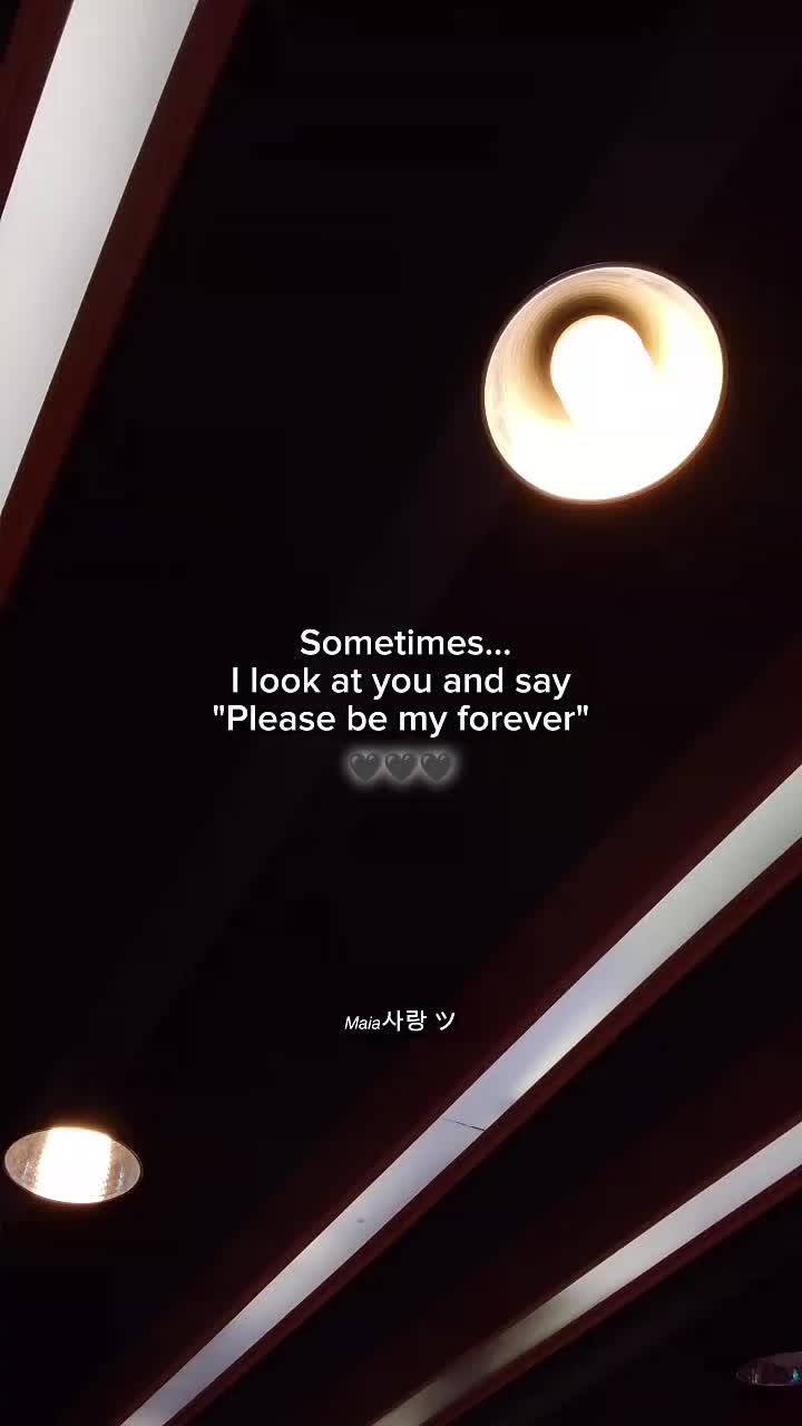 @𝘔𝘢𝘪𝘢사랑 ツ