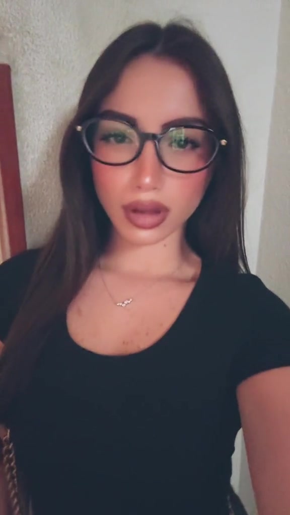 @𝐌