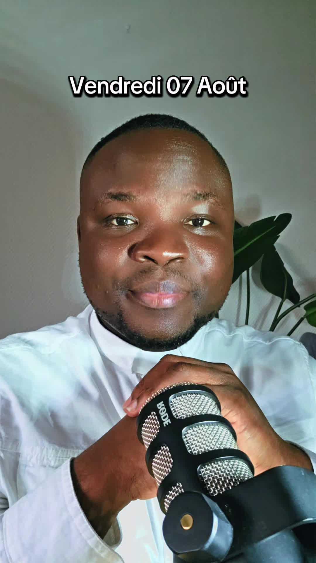 @Padre Précieux 🇨🇵🇻🇦
